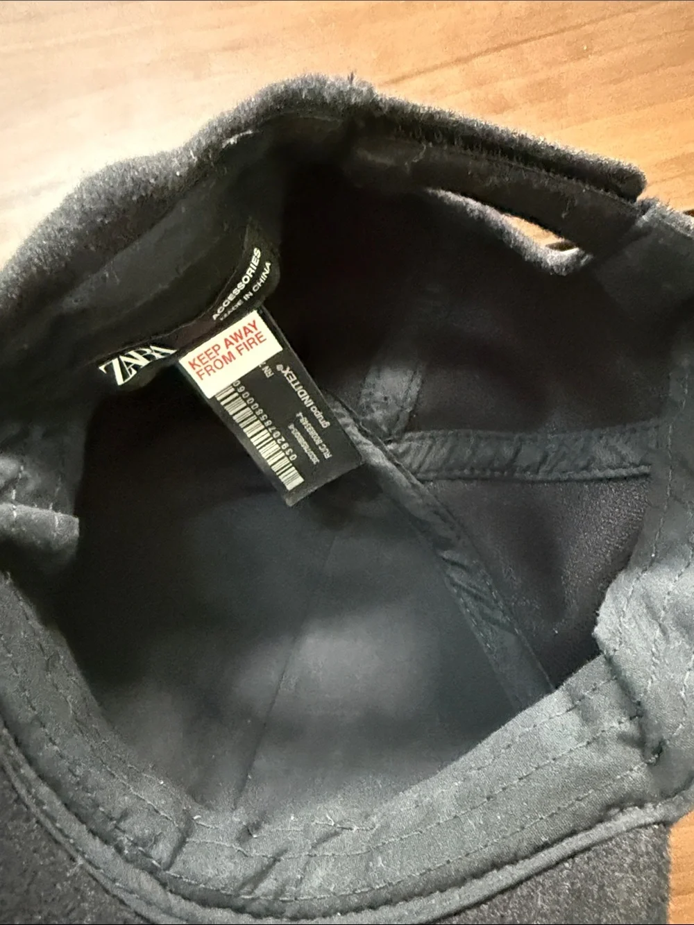 Zara classic black